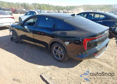 2025 Kia K4 Lxs z USA, uszkodzony, nr VIN 3KPFT4DE2SE131598